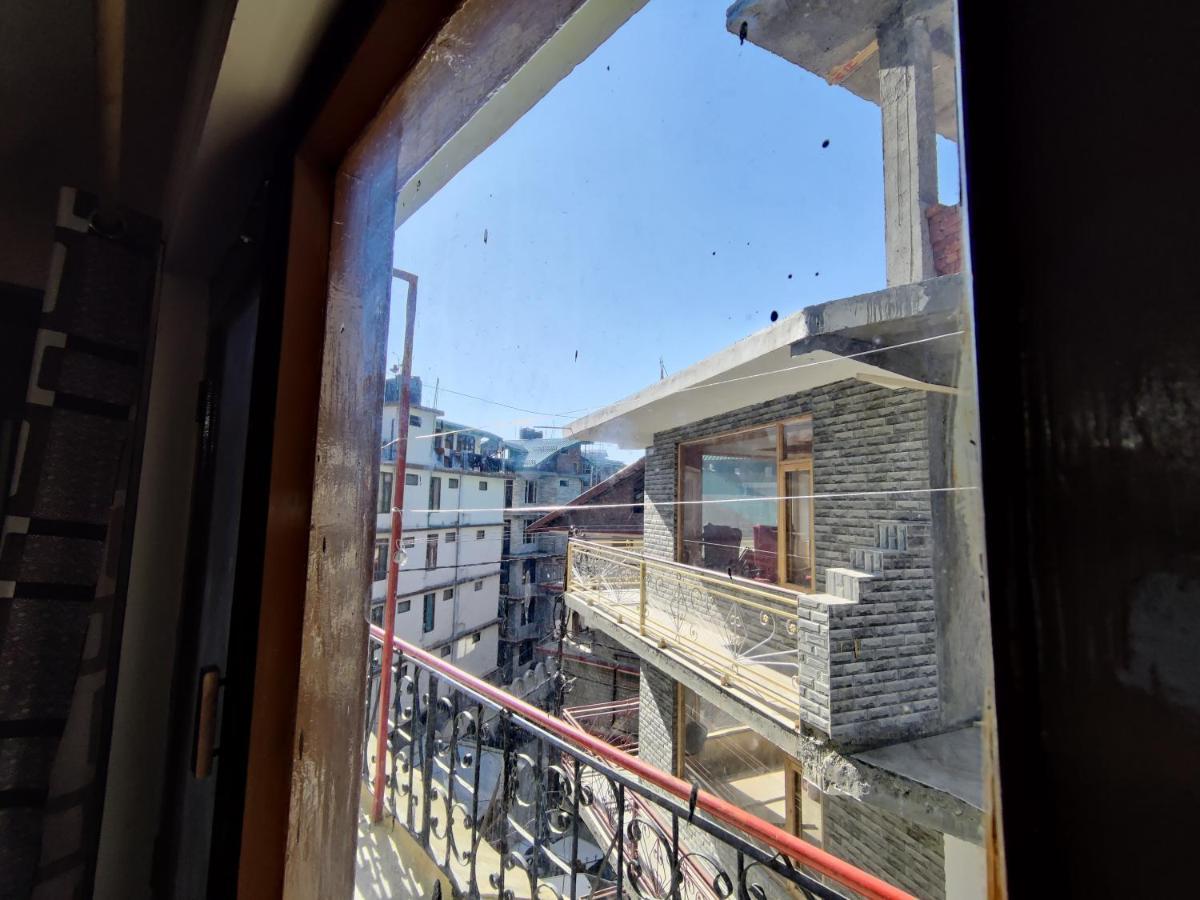 Hotel Alankar Manali (Himachal Pradesh) Luaran gambar