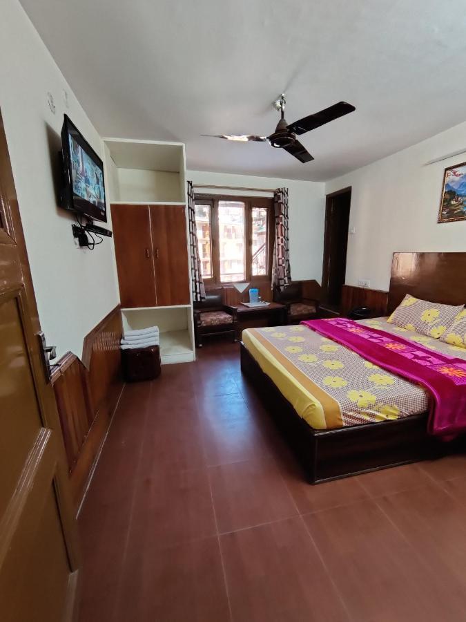 Hotel Alankar Manali (Himachal Pradesh) Luaran gambar